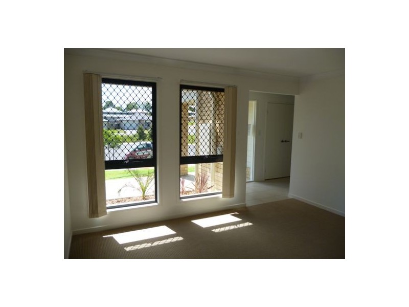 13 Zac, Urraween QLD 4655
