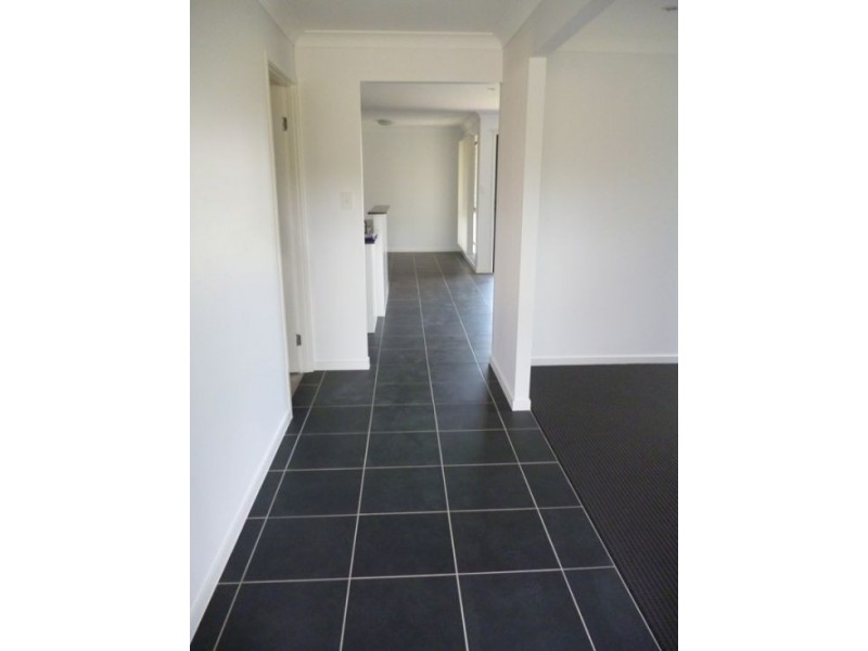 10 Mandi Court, Urraween QLD 4655