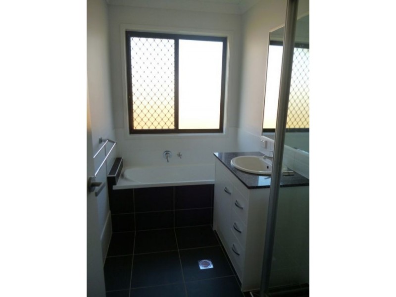 10 Mandi Court, Urraween QLD 4655