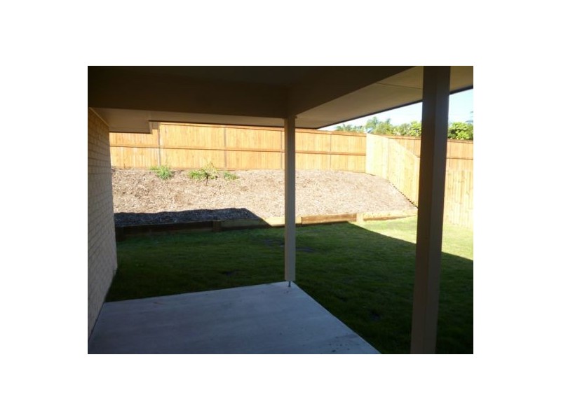 5 Mandi Court, Urraween QLD 4655