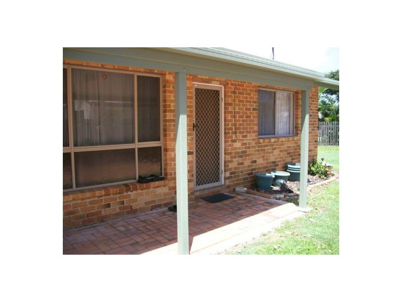 2/21 Honiton Street, Torquay QLD 4655