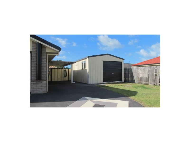 99 Wattle Street, Point Vernon QLD 4655