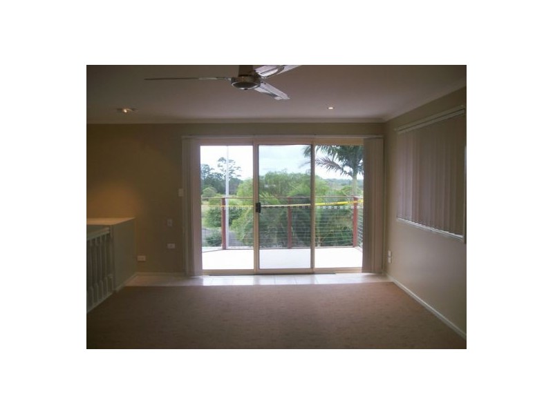 2/54 Haydn Court, Kawungan QLD 4655