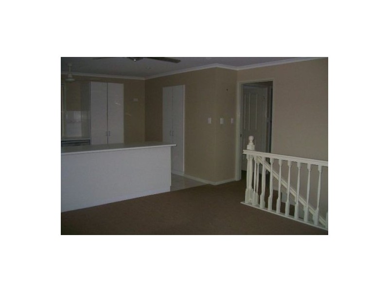 2/54 Haydn Court, Kawungan QLD 4655