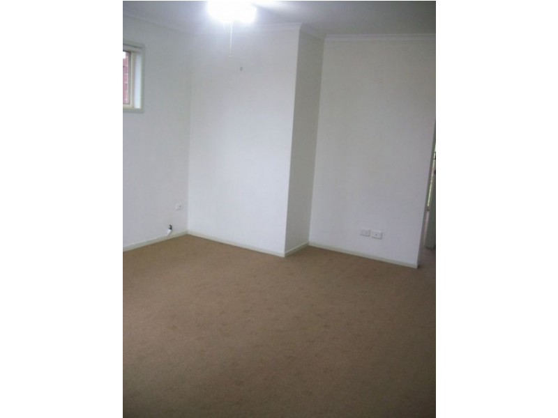 2/54 Haydn Court, Kawungan QLD 4655