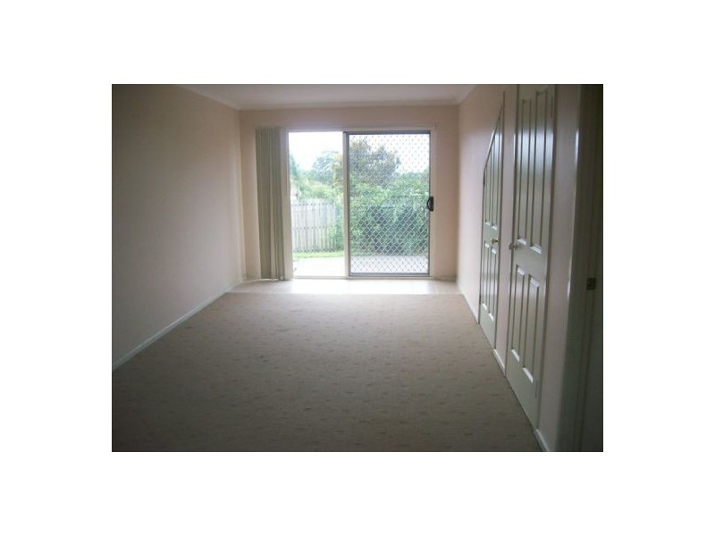 2/54 Haydn Court, Kawungan QLD 4655