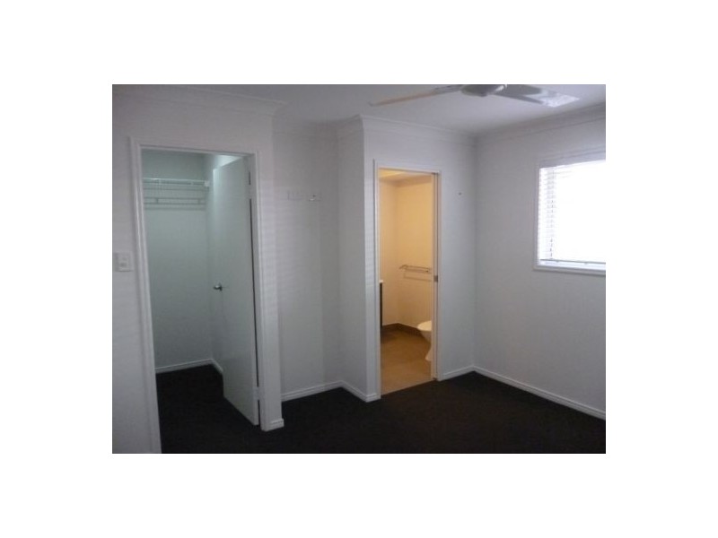 13a Daintree Drive, Urangan QLD 4655