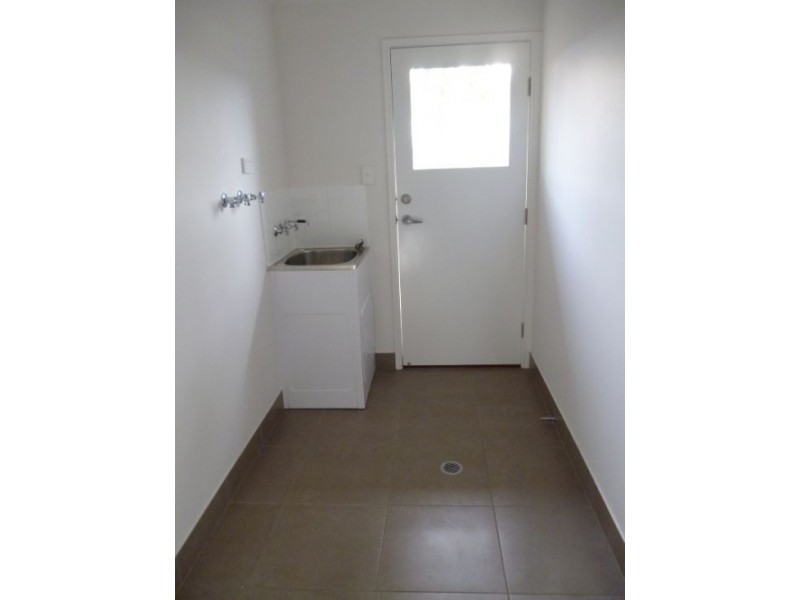 13a Daintree Drive, Urangan QLD 4655