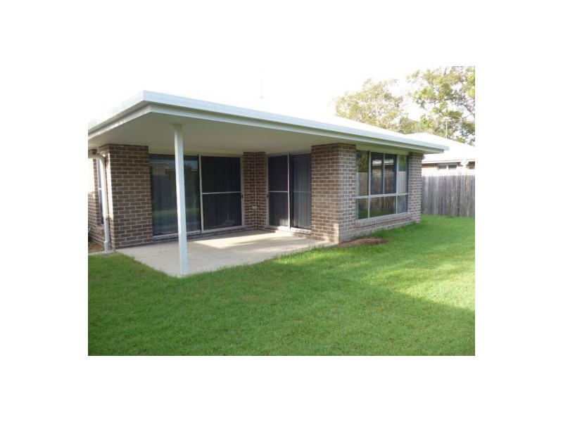 13a Daintree Drive, Urangan QLD 4655