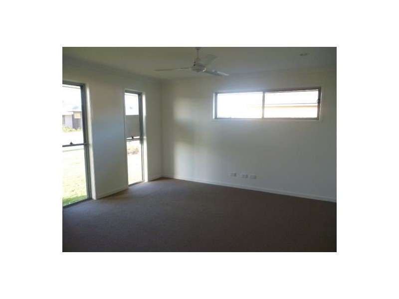 13 Oxley Circuit, Urraween QLD 4655