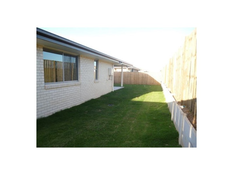 13 Oxley Circuit, Urraween QLD 4655