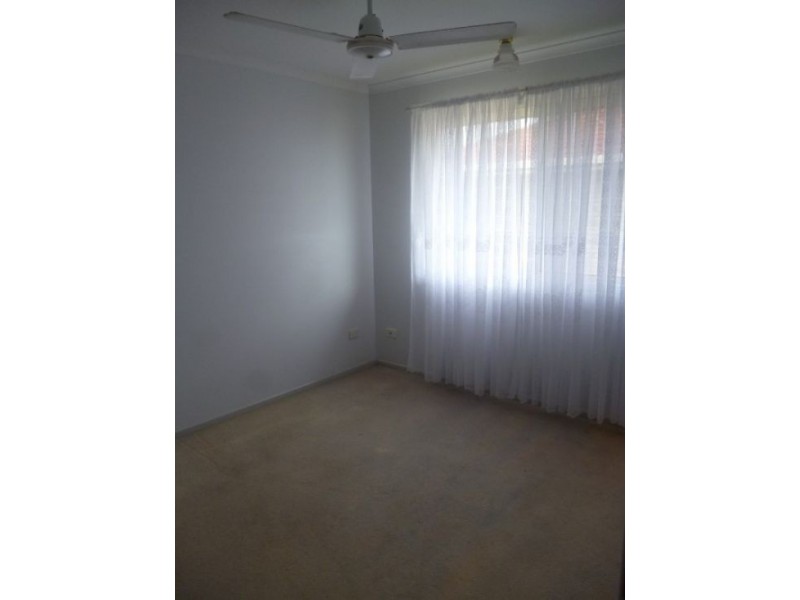 28 Tristania Crescent, Urangan QLD 4655