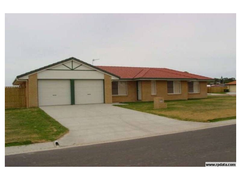 38 Archer Drive, Point Vernon QLD 4655