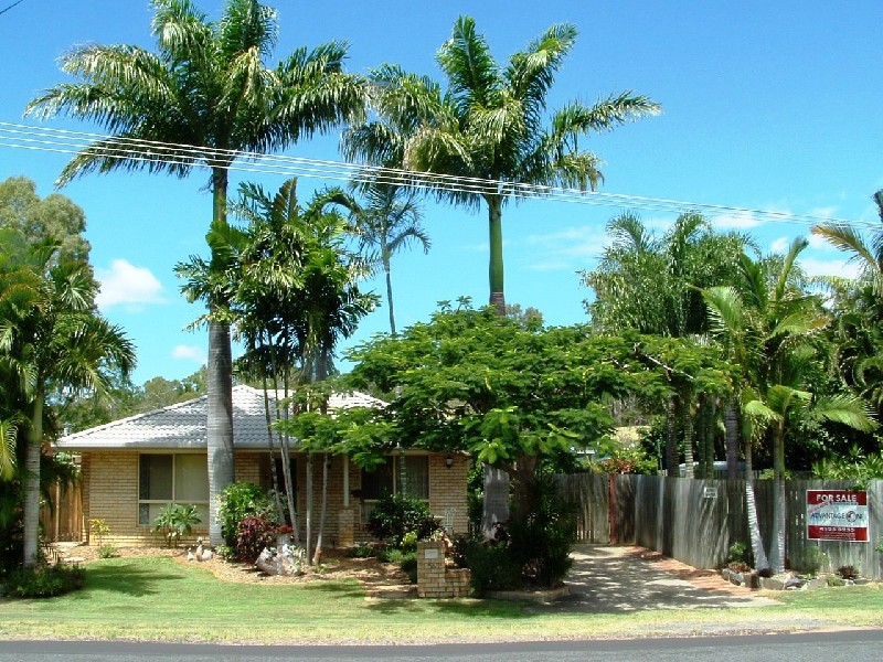 56 William Street, Urangan QLD 4655