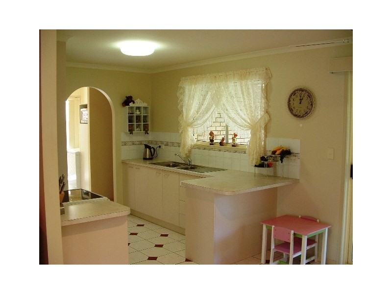 56 William Street, Urangan QLD 4655