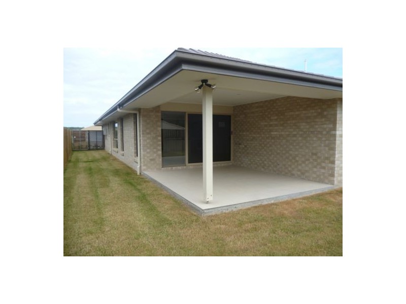 14 Oxley Circuit, Urraween QLD 4655