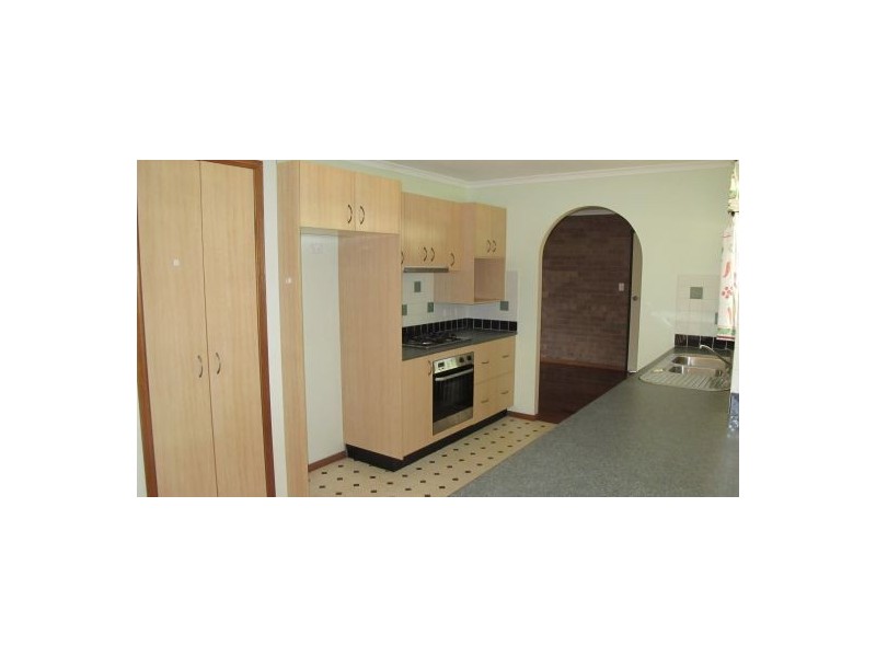 33 Vanda Street, Urangan QLD 4655