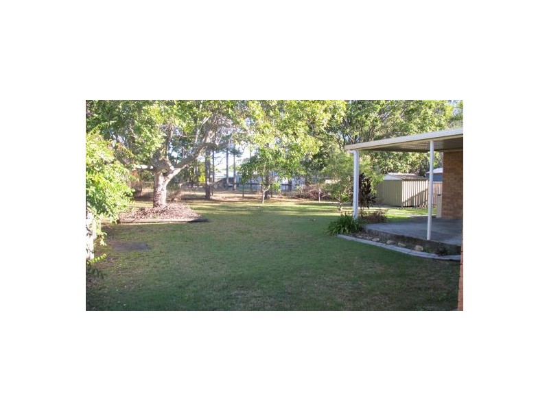 33 Vanda Street, Urangan QLD 4655