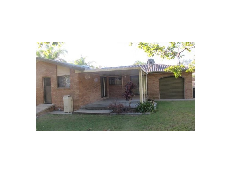 33 Vanda Street, Urangan QLD 4655