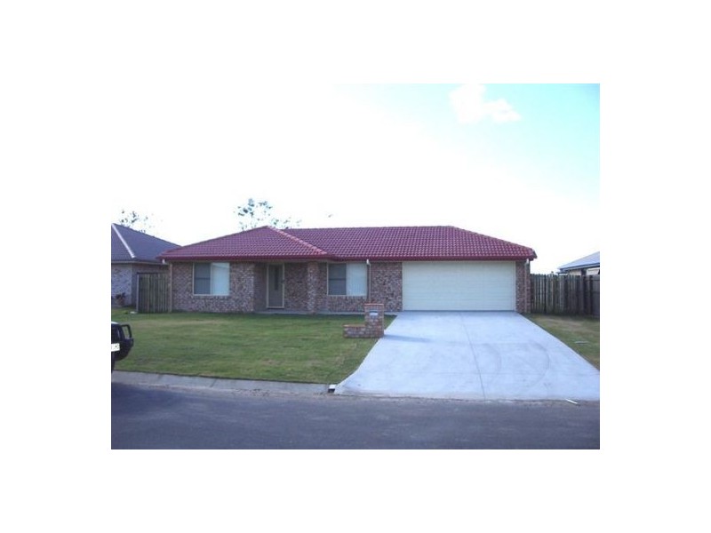 10 Bronton Way, Point Vernon QLD 4655