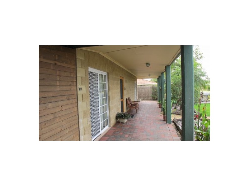 169 Pulgul Street, Urangan QLD 4655