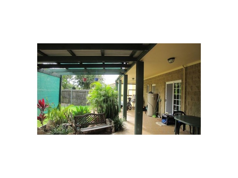 169 Pulgul Street, Urangan QLD 4655