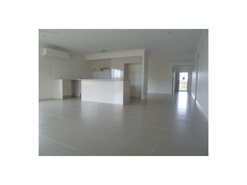 18 Oxley Circuit, Urraween QLD 4655