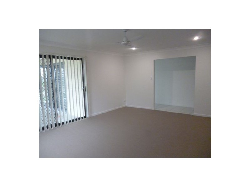 13 Yongala Avenue, Eli Waters QLD 4655