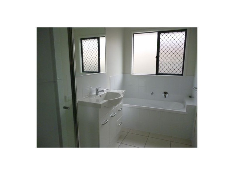 51 Endeavour Way, Eli Waters QLD 4655