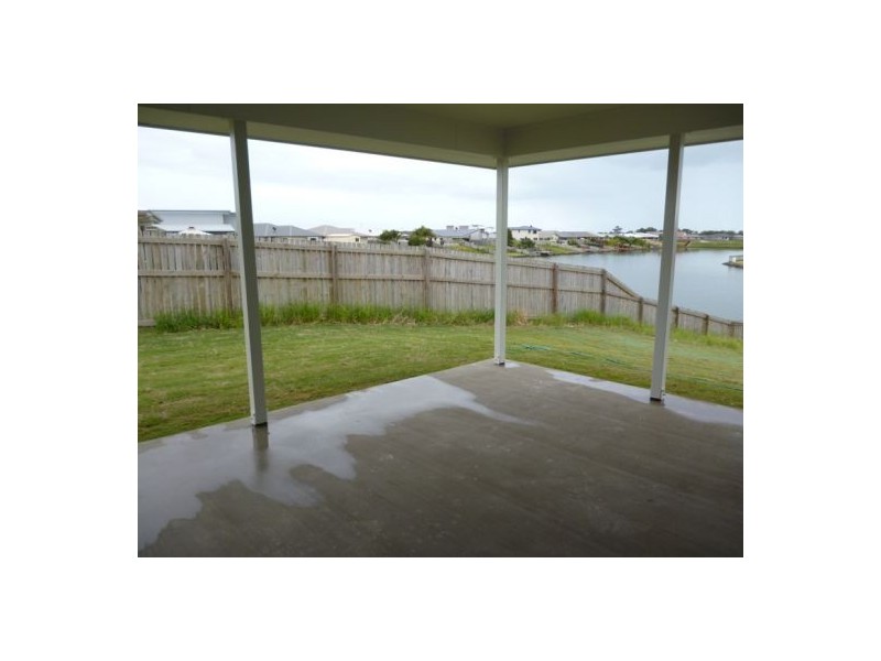 51 Endeavour Way, Eli Waters QLD 4655