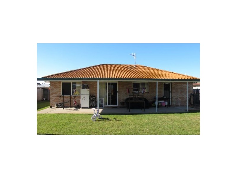 12 Burnett Court, Eli Waters QLD 4655