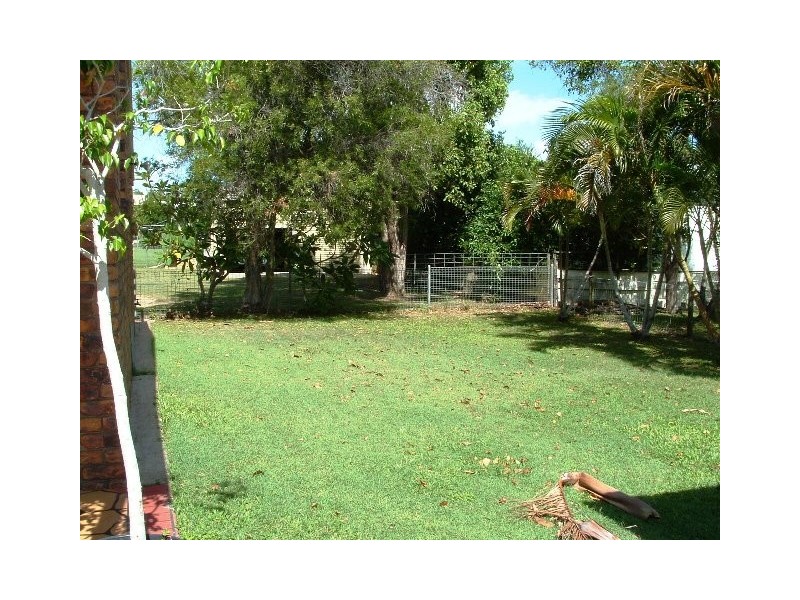 27 Miller Street, Urangan QLD 4655