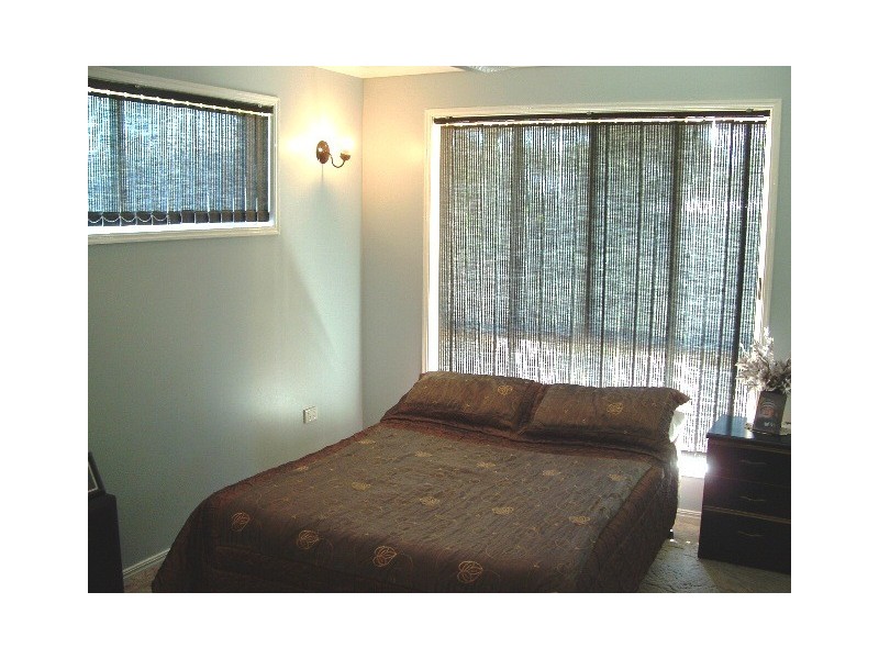 27 Miller Street, Urangan QLD 4655