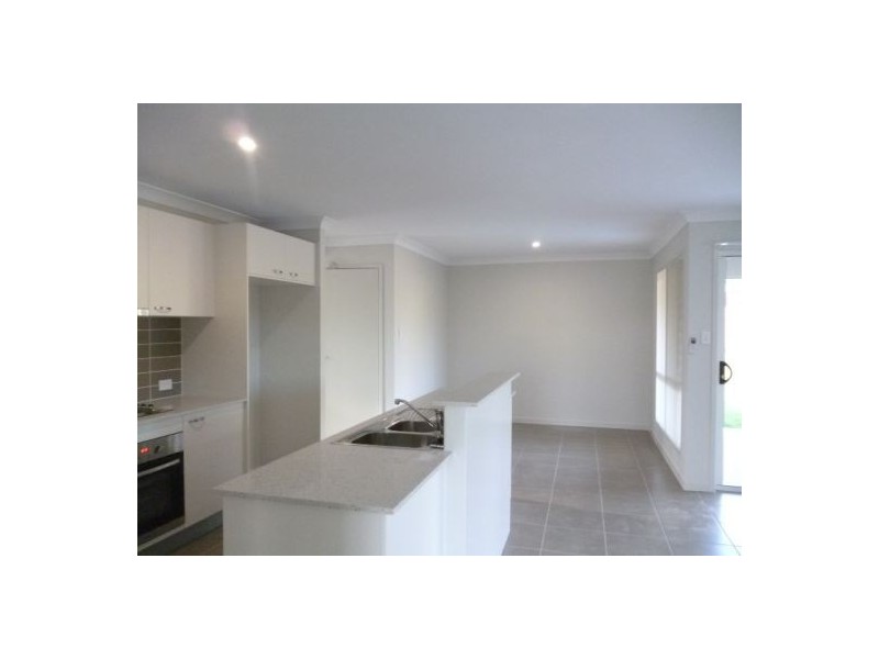 34 Morgan Circuit, Urraween QLD 4655