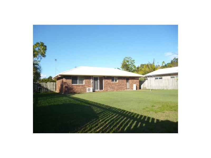 3 Andrea Court, Kawungan QLD 4655