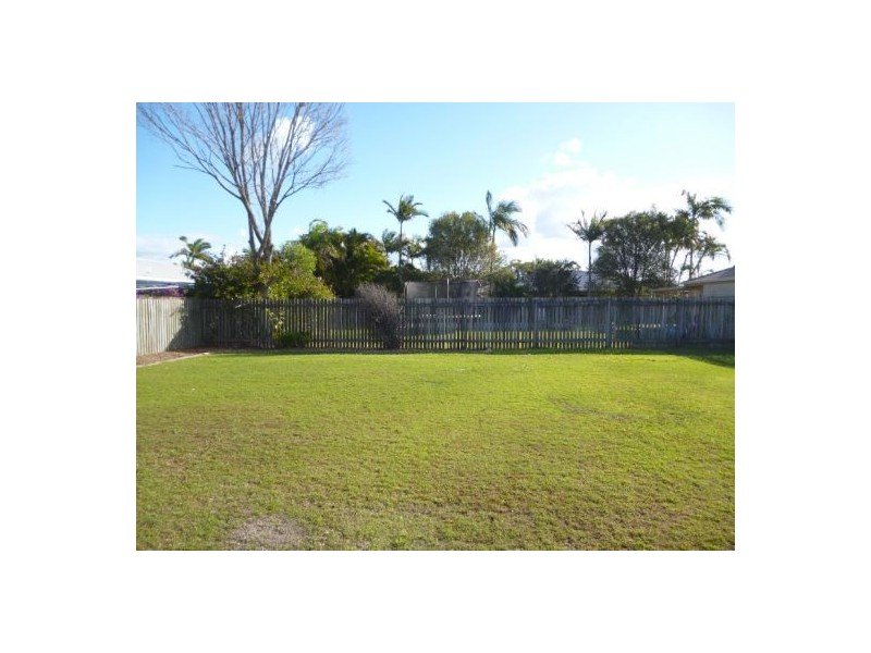 3 Andrea Court, Kawungan QLD 4655