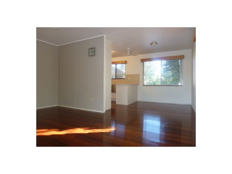 29 Ann Street, Torquay QLD 4655