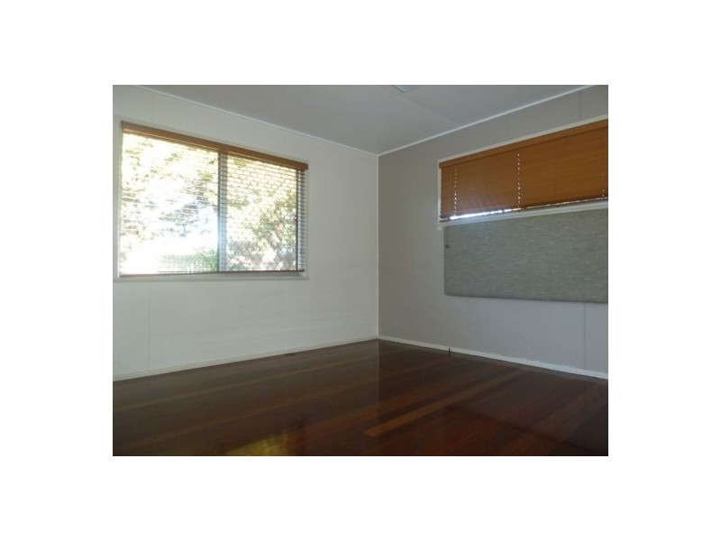 29 Ann Street, Torquay QLD 4655