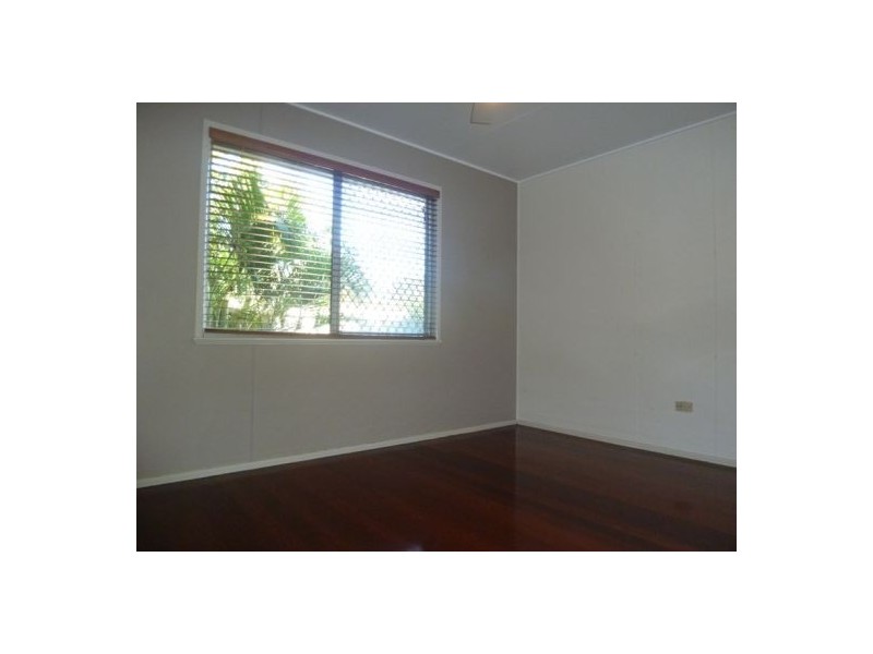 29 Ann Street, Torquay QLD 4655