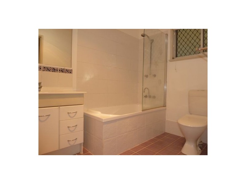 29 Ann Street, Torquay QLD 4655