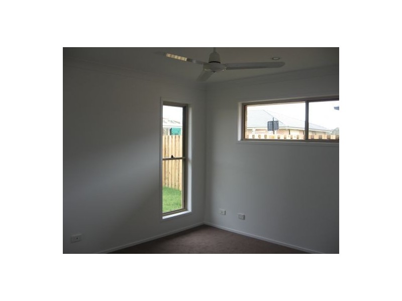 9 Santa Maria Ave, Augustus Estate, Urraween QLD 4655