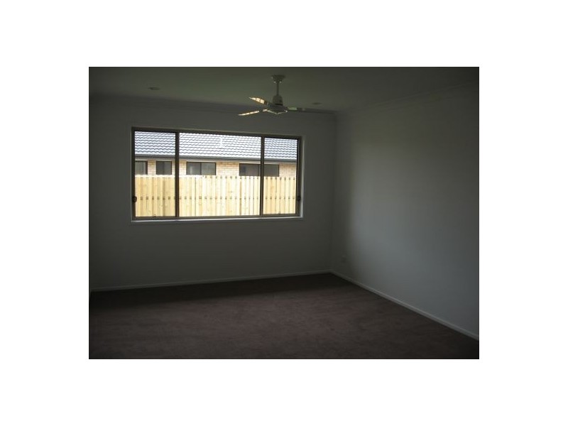 9 Santa Maria Ave, Augustus Estate, Urraween QLD 4655