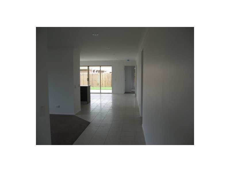 9 Santa Maria Ave, Augustus Estate, Urraween QLD 4655