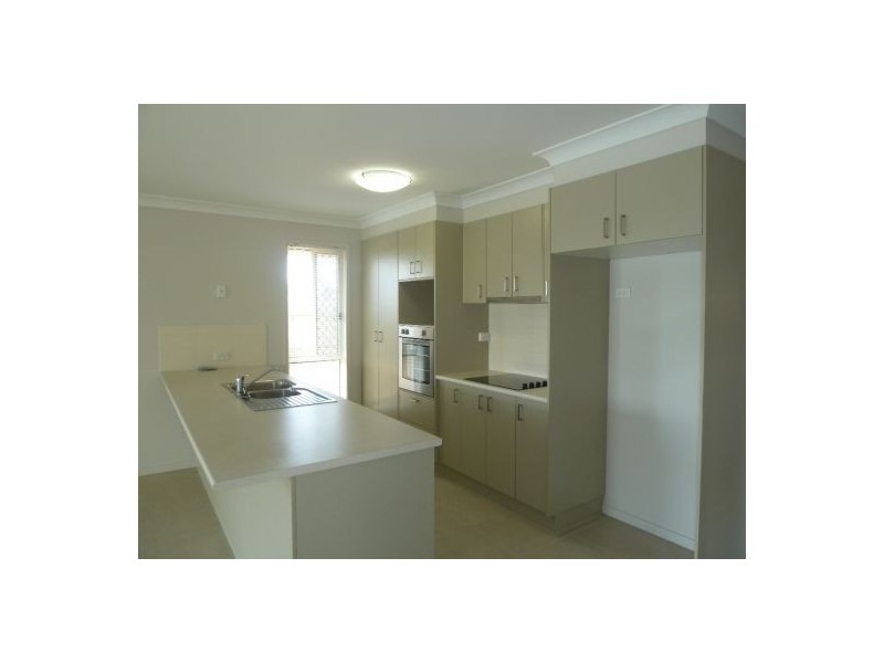 39 Endeavour Way, Eli Waters QLD 4655