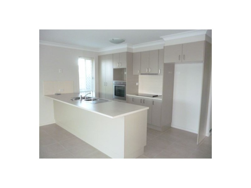 39 Endeavour Way, Eli Waters QLD 4655