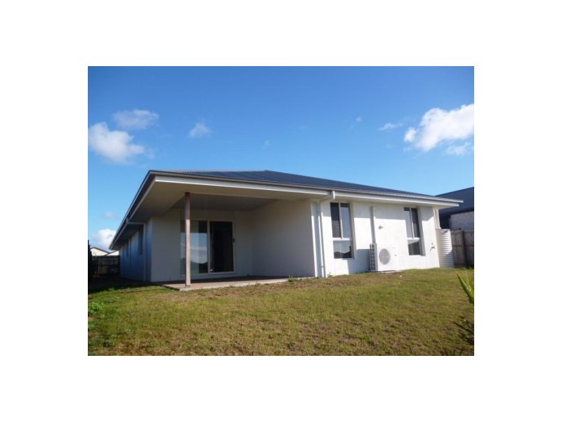 39 Endeavour Way, Eli Waters QLD 4655