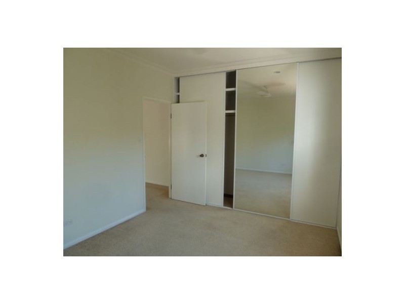 77 Esplanade, Point Vernon QLD 4655