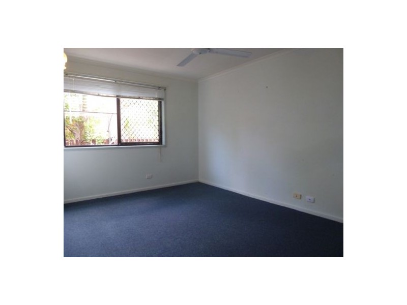 1/12 Freshwater Street, Torquay QLD 4655