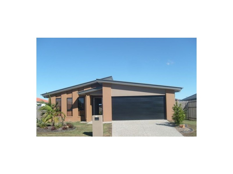 18 Fishburn Way, Eli Waters QLD 4655