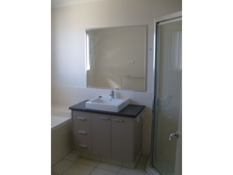 18 Fishburn Way, Eli Waters QLD 4655